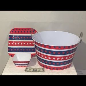 4 Patriotic Summer Somewhere Bucket plates Bowl